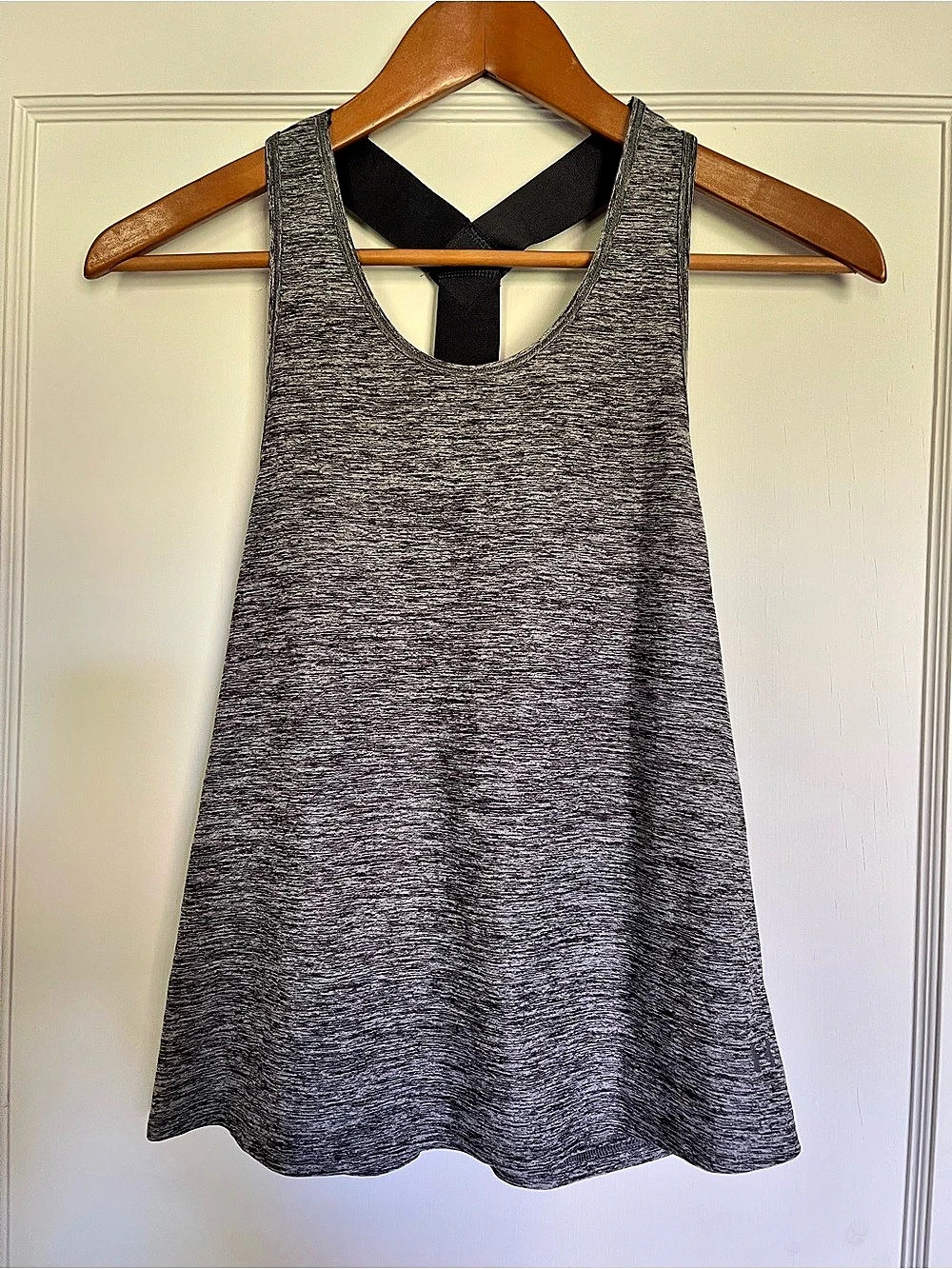 Under armour HeatGear Women's Tank Top in Gray